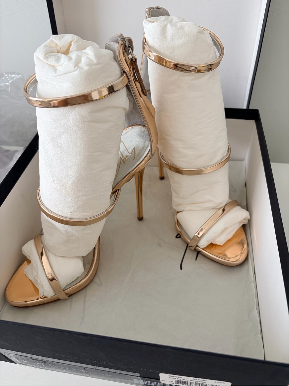 Giuseppe Zanotti Gold Metallic Strappy High-Heel Sandals - Picture 5 of 11